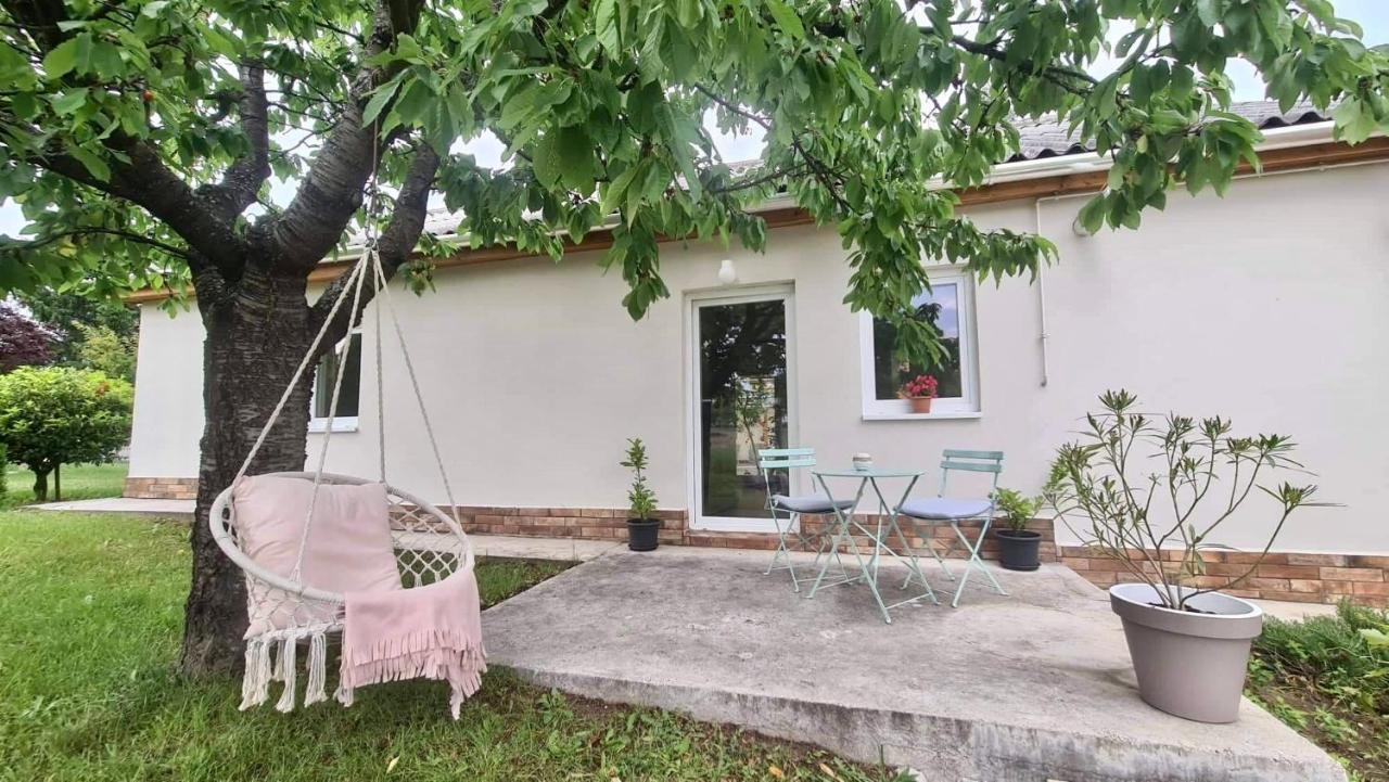 Eletvirag Rezidencia Es Vendeglak Apartment Egerszalók Екстериор снимка