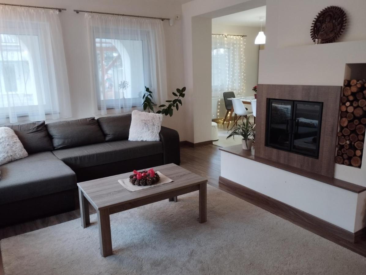 Eletvirag Rezidencia Es Vendeglak Apartment Egerszalók Екстериор снимка